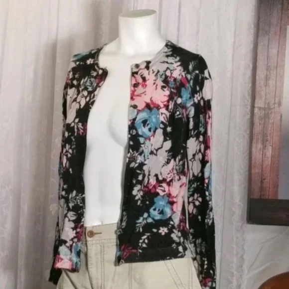 Kate Hill Sweaters - Kate Hill Floral Wool Sweater